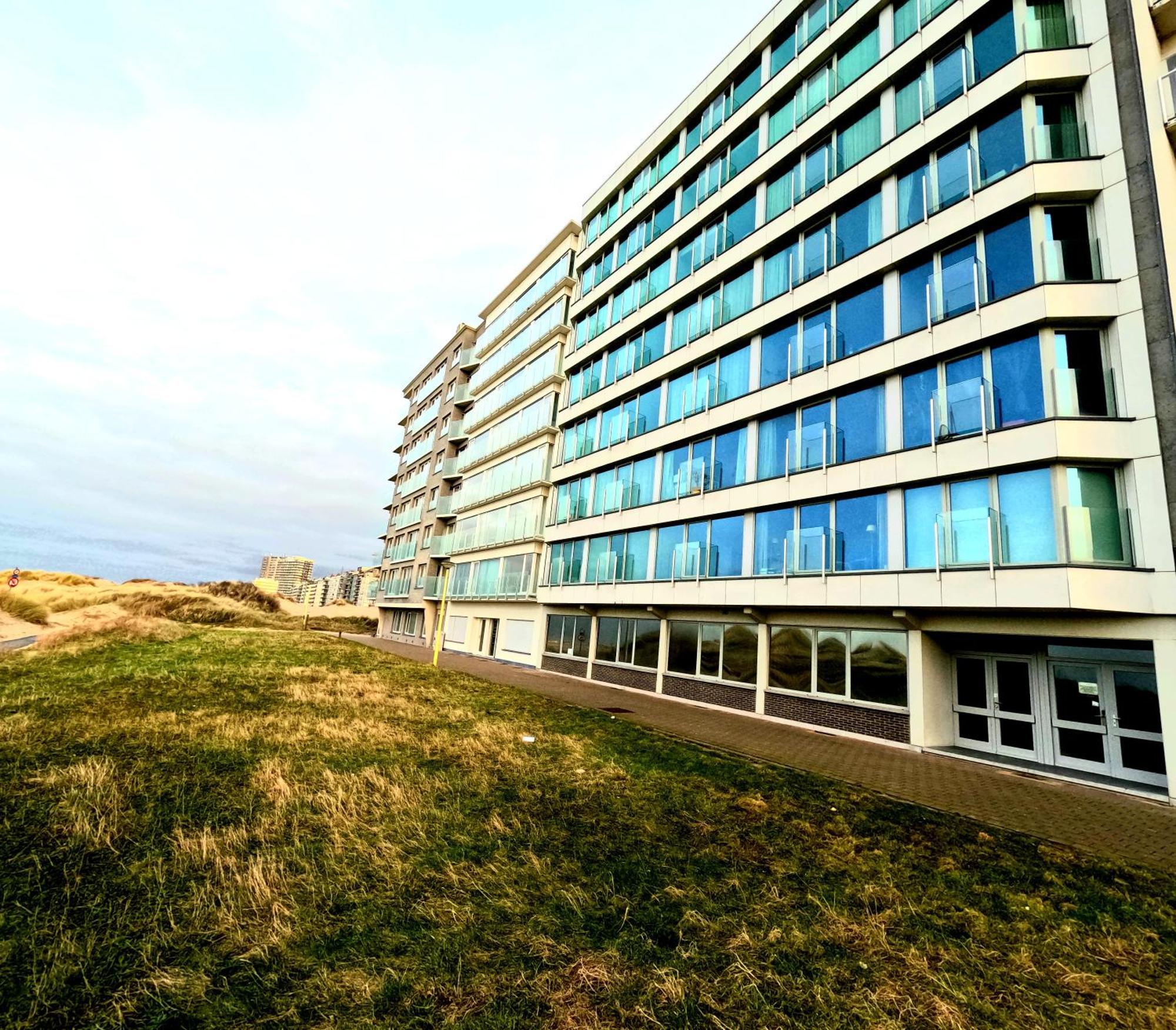 Skyline Suite 2 Oostduinkerke Bagian luar foto